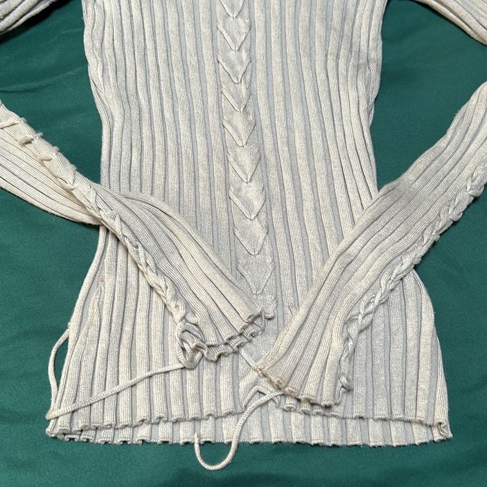 Grey Ribbed Longsleeve - Picture 2 of 4